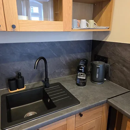 Justinrent Chlapowskiego 9 Nr 3 * 莱格尼察