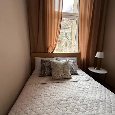 Justinrent Chlapowskiego 9 Nr 3