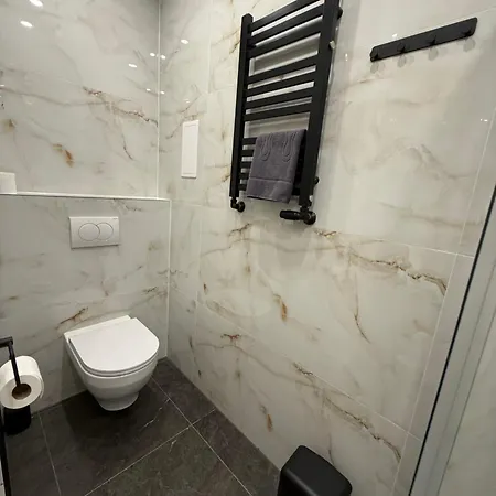 Justinrent Chlapowskiego 9 Nr 3 Apartment Legnica