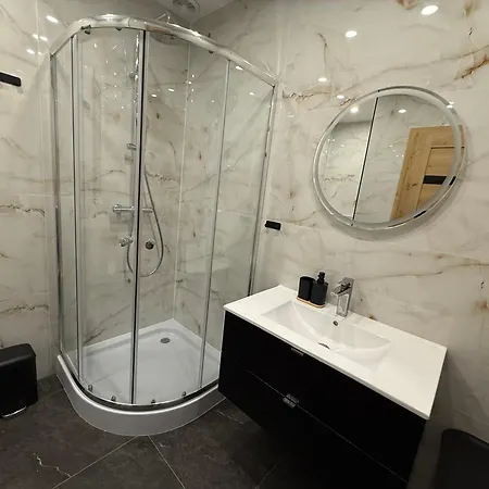 Justinrent Chlapowskiego 9 Nr 3 Apartment Legnica