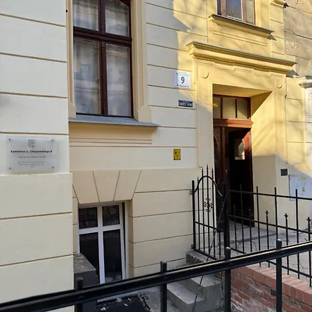 Apartment Justinrent Chlapowskiego 9 Nr 3